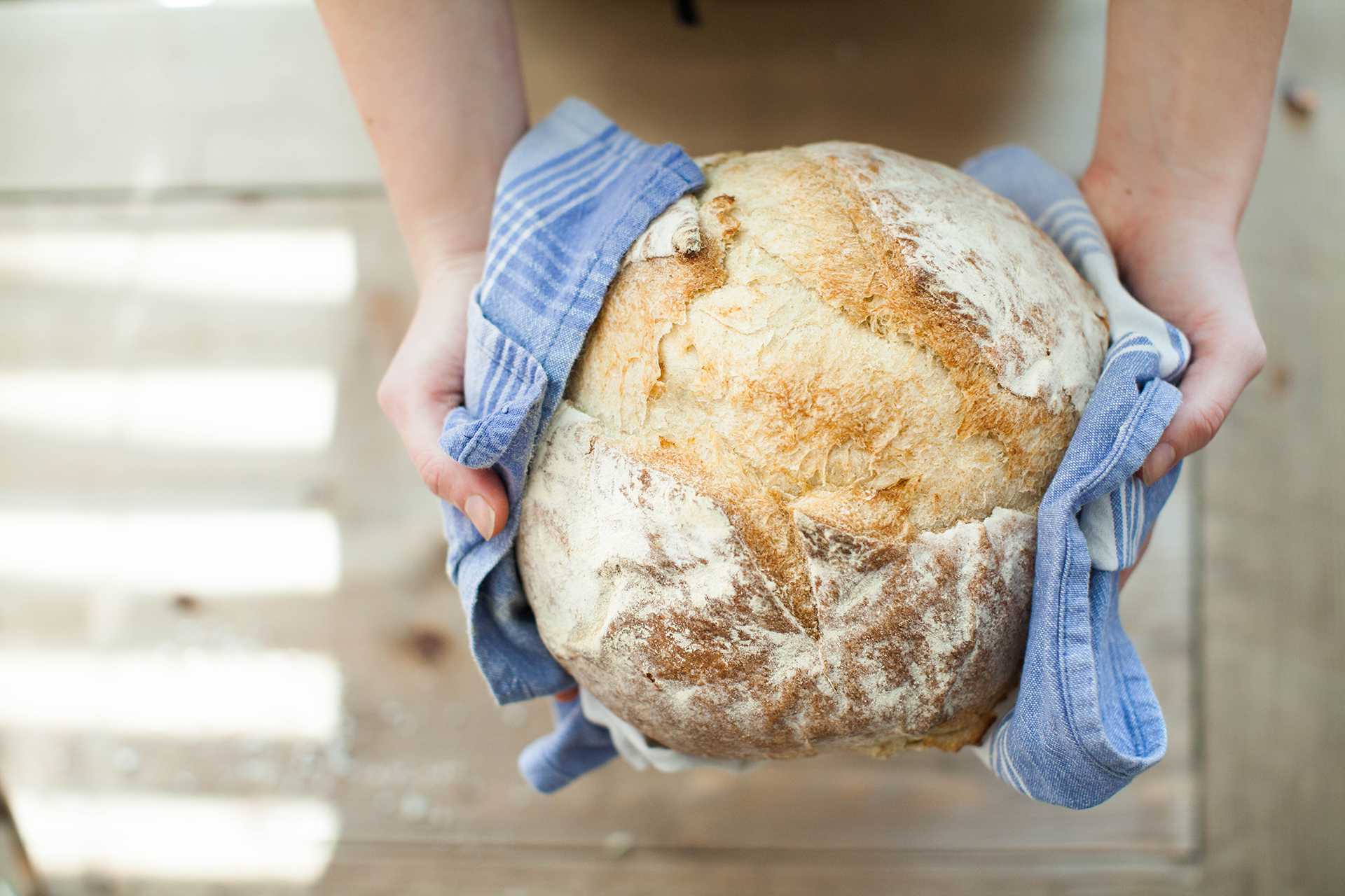 Read more about the article Grain Mill Recipe Roundup: Delicious Australian Baked Goods Made with Freshly Milled Flour